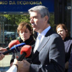 PRR: José Luís Carneiro confronta Governo com desvio de 800 milhões e falta de escrutínio