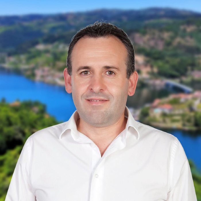 Carlos Cardoso - CM Cinfães